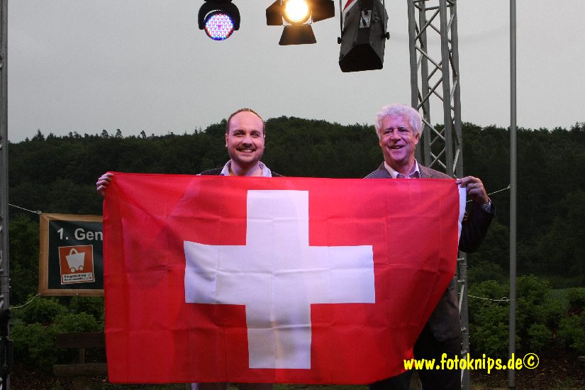 tommy fresh mit dem Schweizer Botschafter Bucher tommy fresh mit dem Schweizer Botschafter Bucher